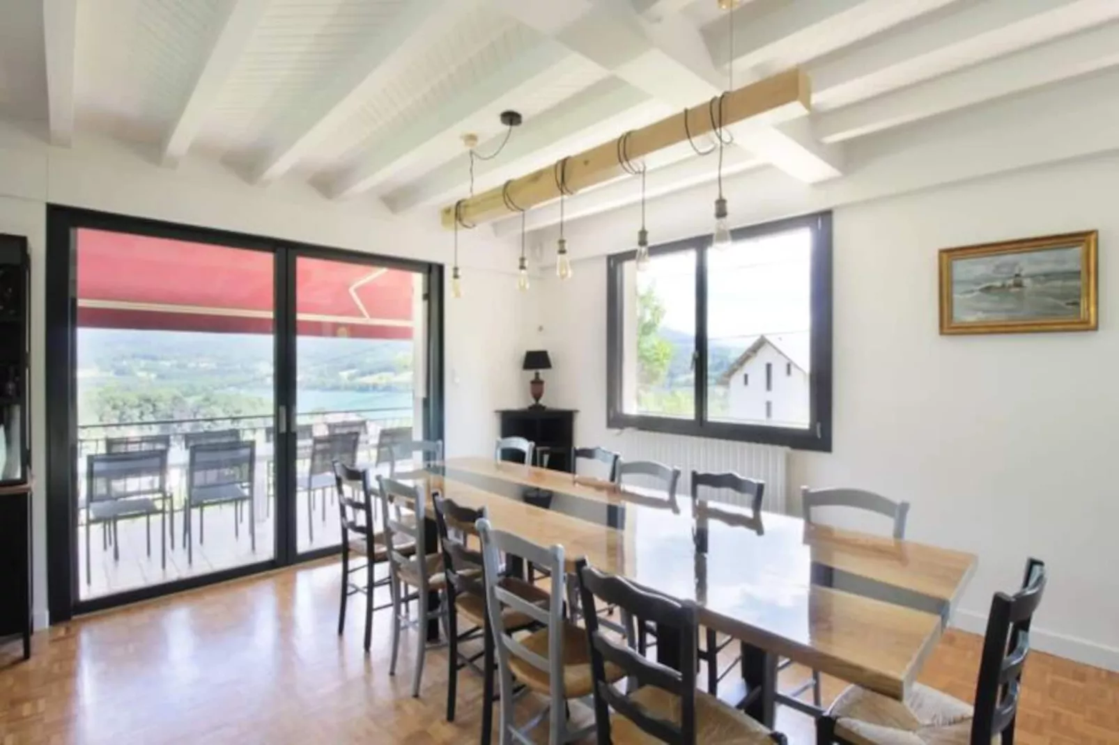 Belle Villa Sur Les Coteaux Du Lac D'aiguebelette!-Image-tags.