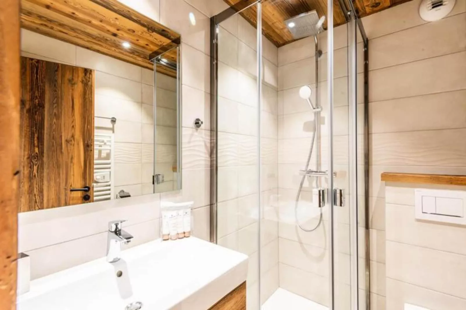 Résidence L'edelweiss-Bathroom