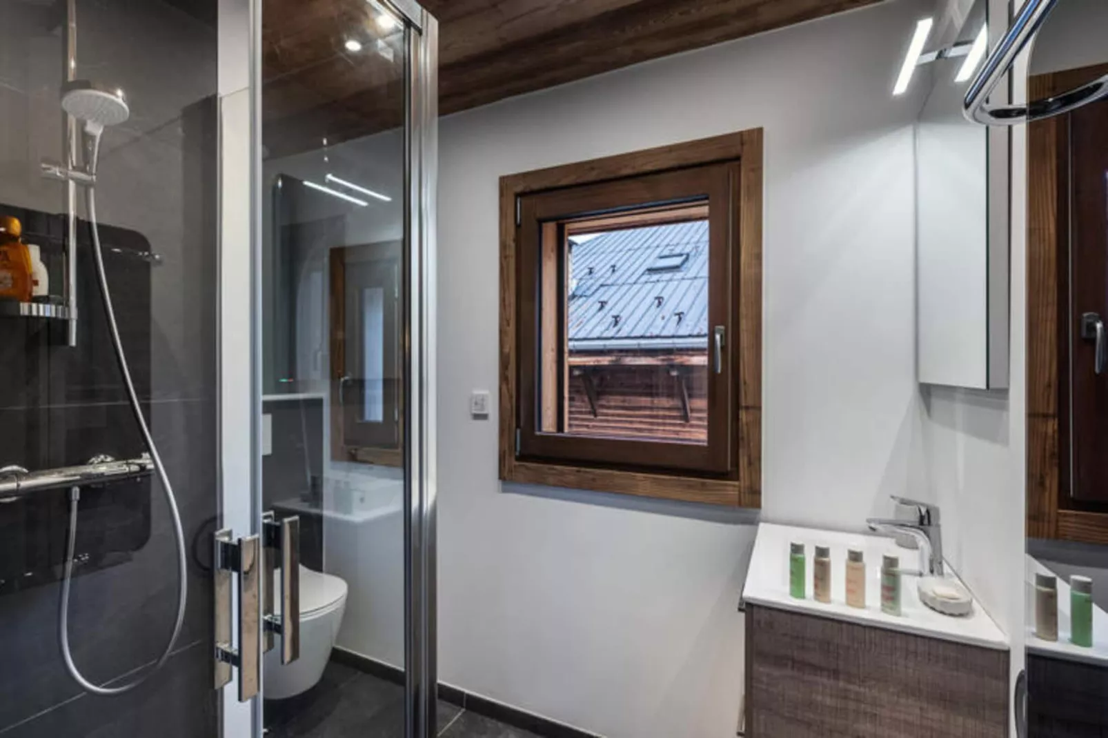 Résidence Claire De Lune 2-Bathroom