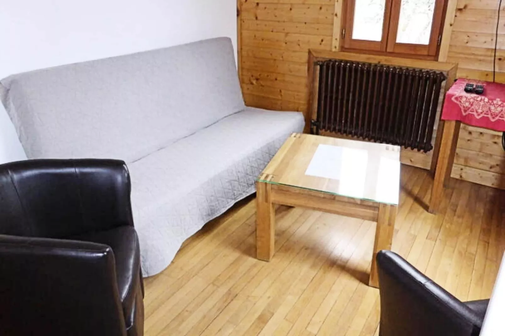 Chalet Pylone-Außenbereich Sommer