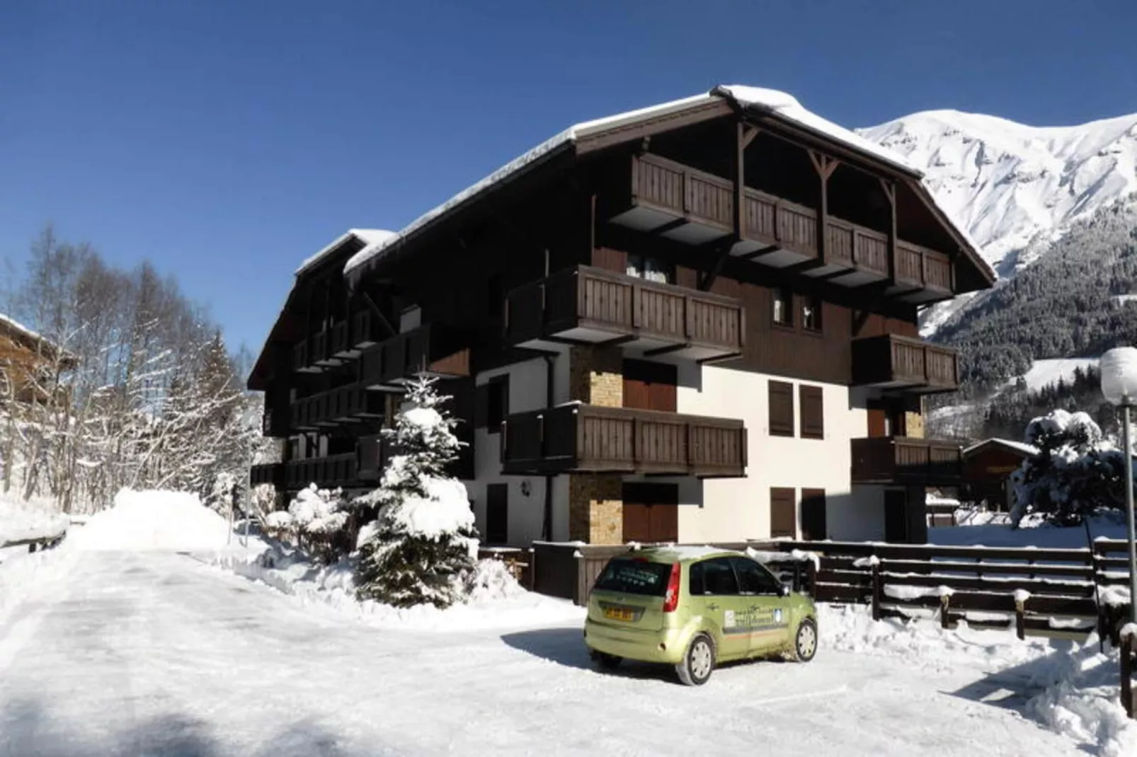 Résidence Les Cimes D'or A-Exterior in summer