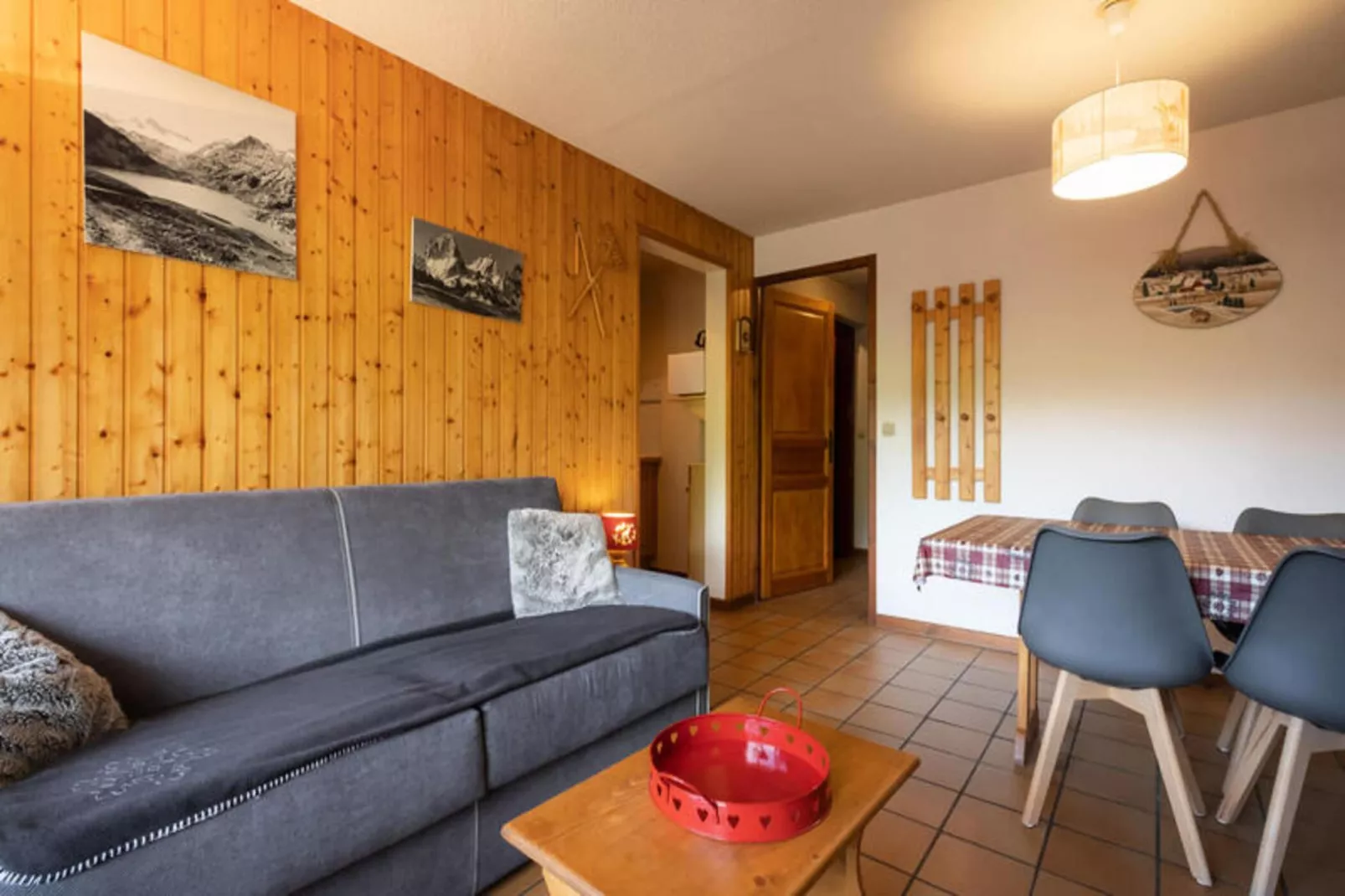 Résidence Domanial B-Außenbereich Sommer