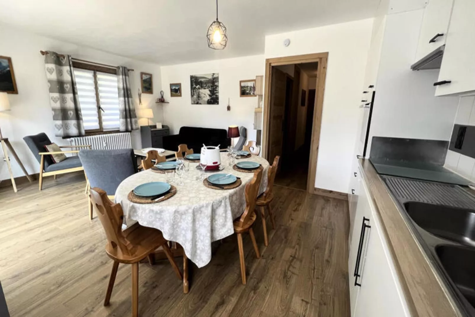 Appartements à La Clusaz-Dining room