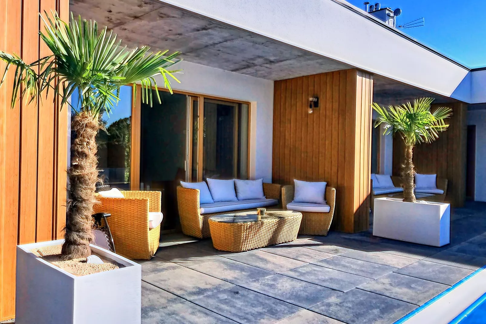 Dom z prywatym basenem i sauną  w Swinoujsciu dla 14 osób-Terrassenbalkon