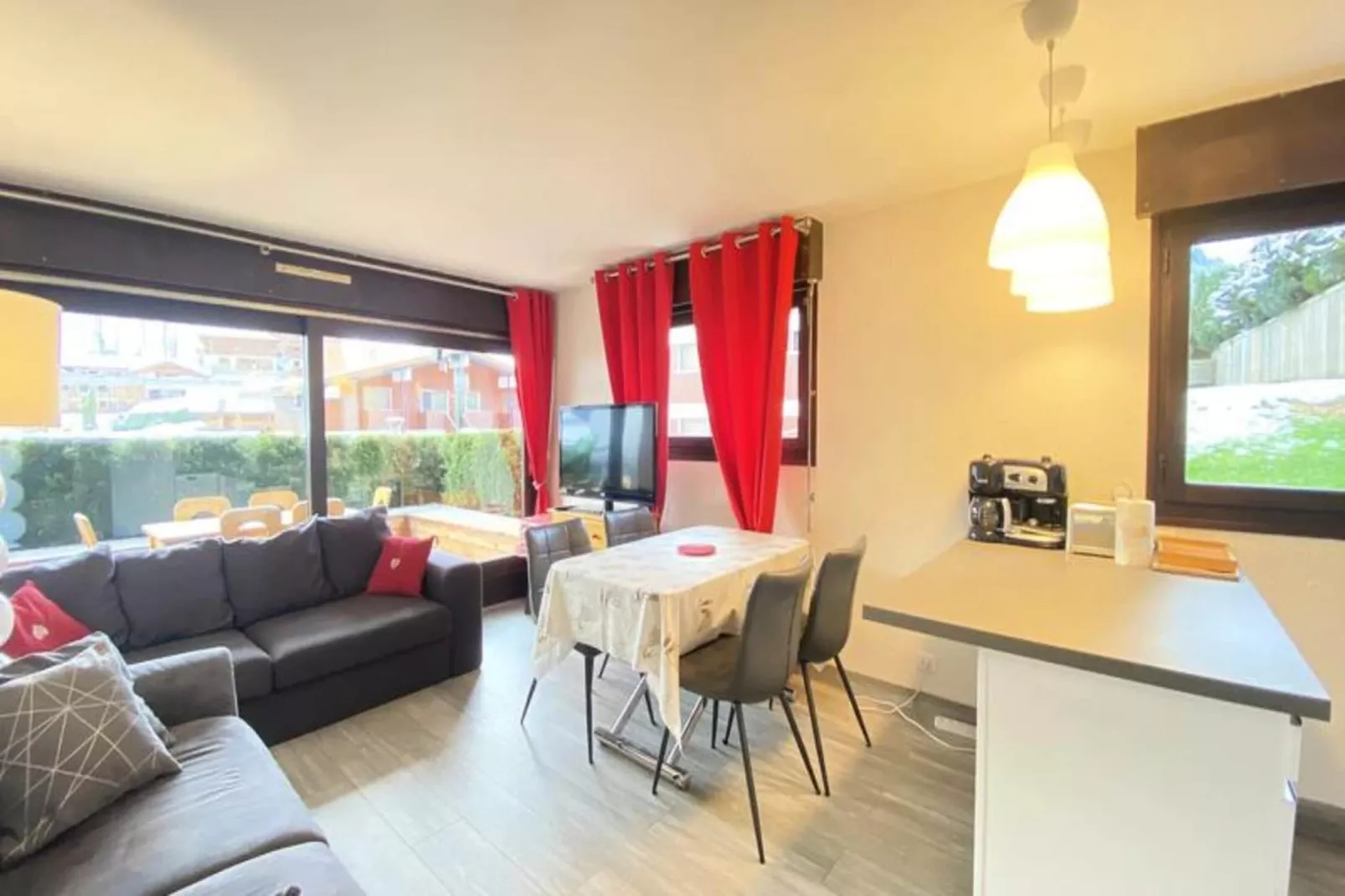 Résidence Granges B-Dining room