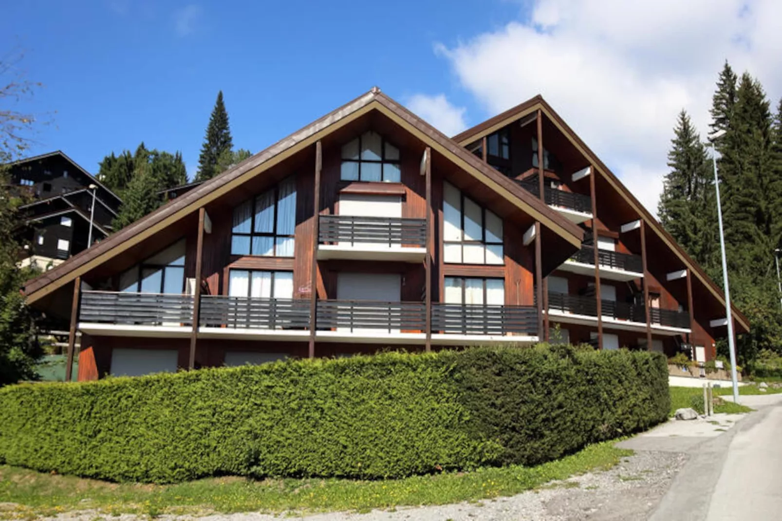 Appartements à Les Carroz-d'Arâches-Image-tags.