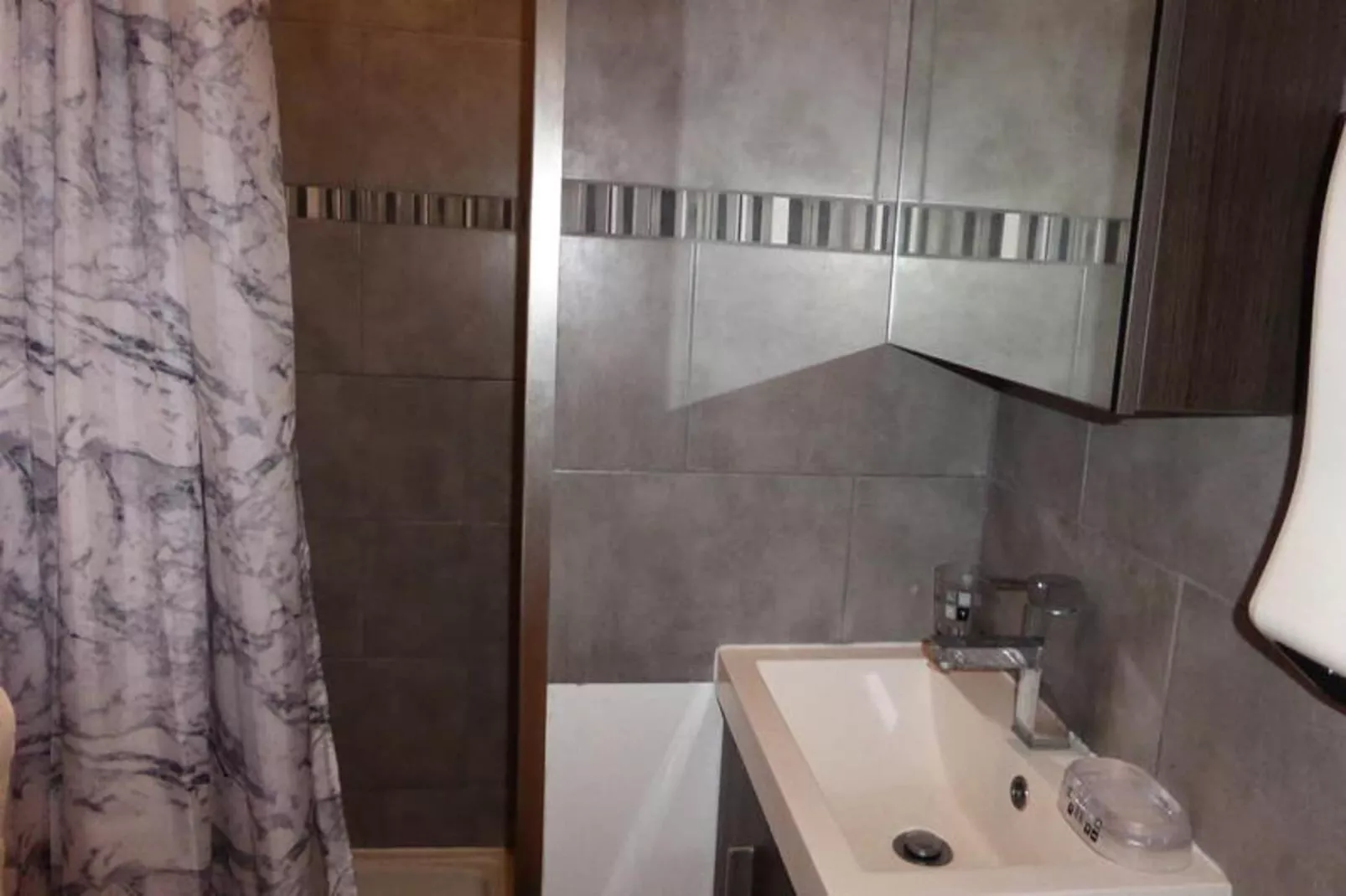 Résidence Aiguille Du Midi Bat A-Bathroom