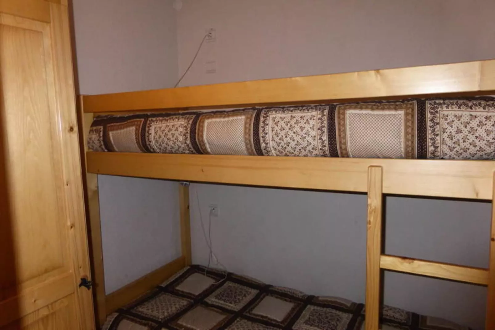 Résidence Les Aiguilles Rouges Bat B-Exterior in summer