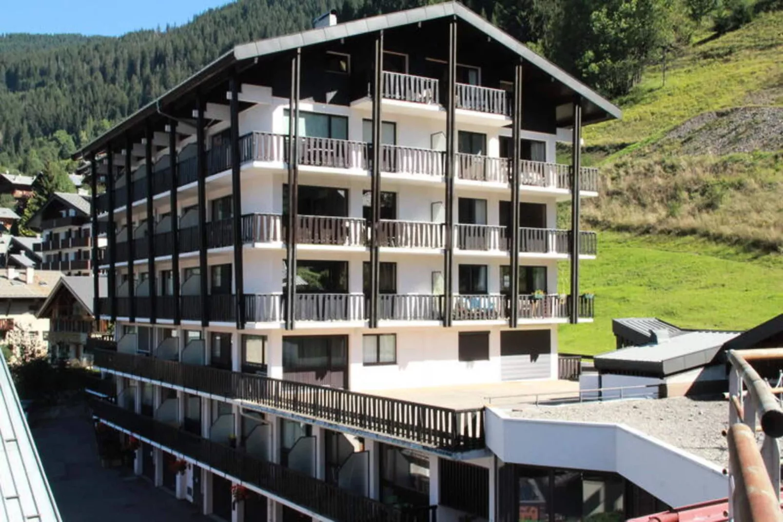 Résidence Les Rhododendrons-Außenbereich Sommer