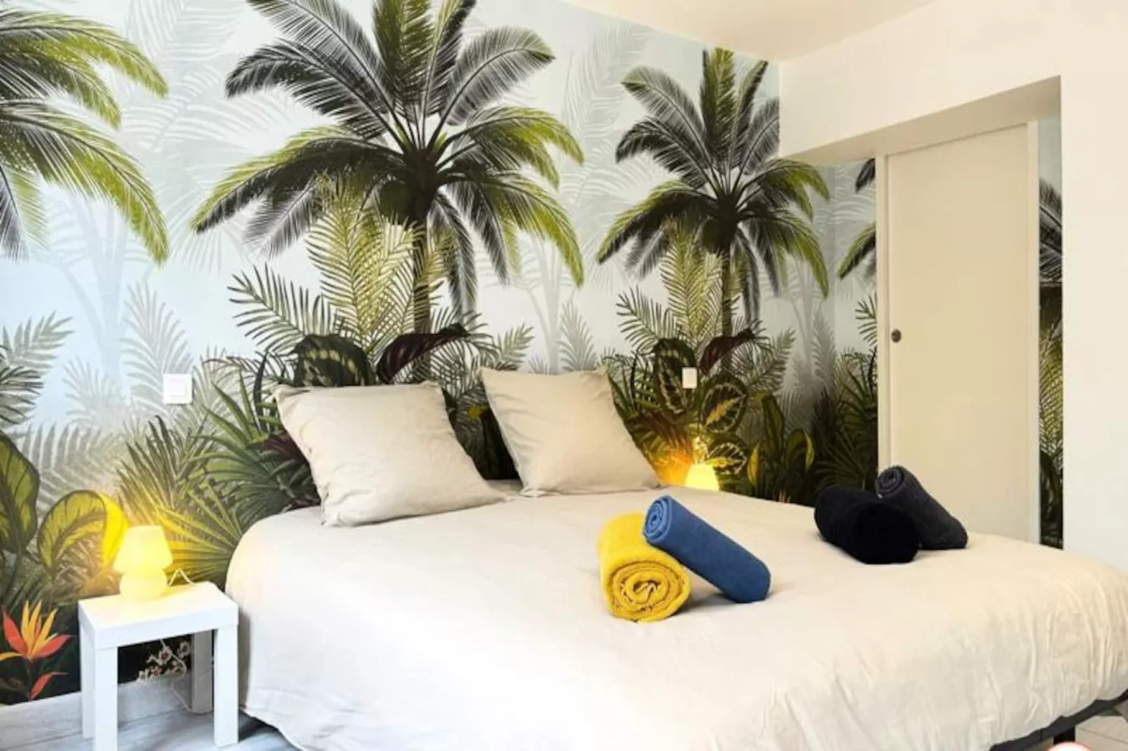 🏆 L'olympe - Babyfoot - Cin&eacute;ma - Parking-Image-tags.