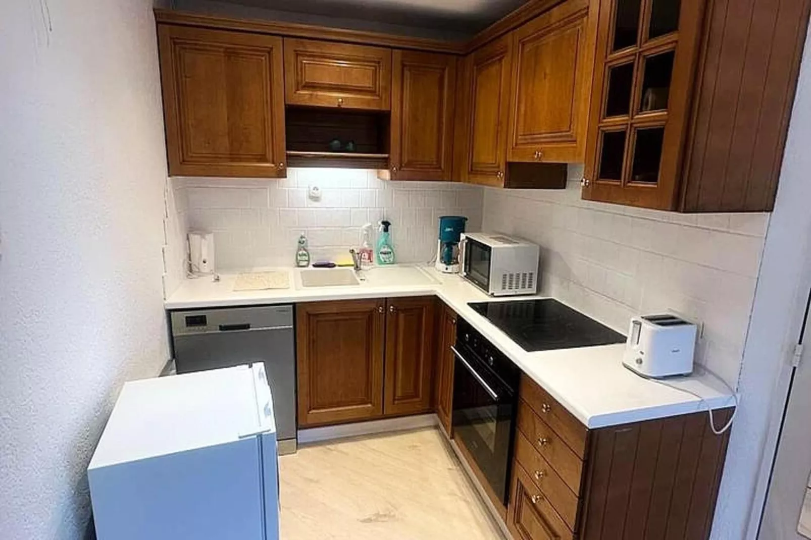 Résidence Marines D'aryana-Kitchen