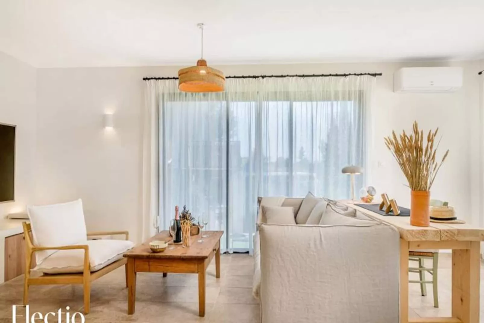 Villa Oliveda | Piscine & Salon Cin&eacute;ma-Image-tags.