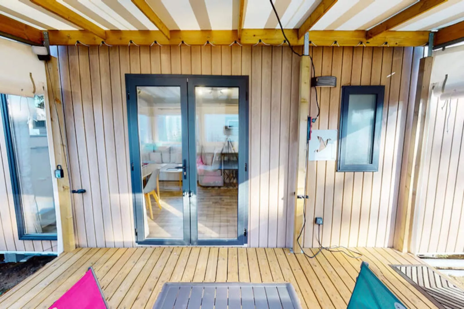 Mobil Home - Bungalow - Cottage à Saint-Hilaire-de-Riez-Image-tags.