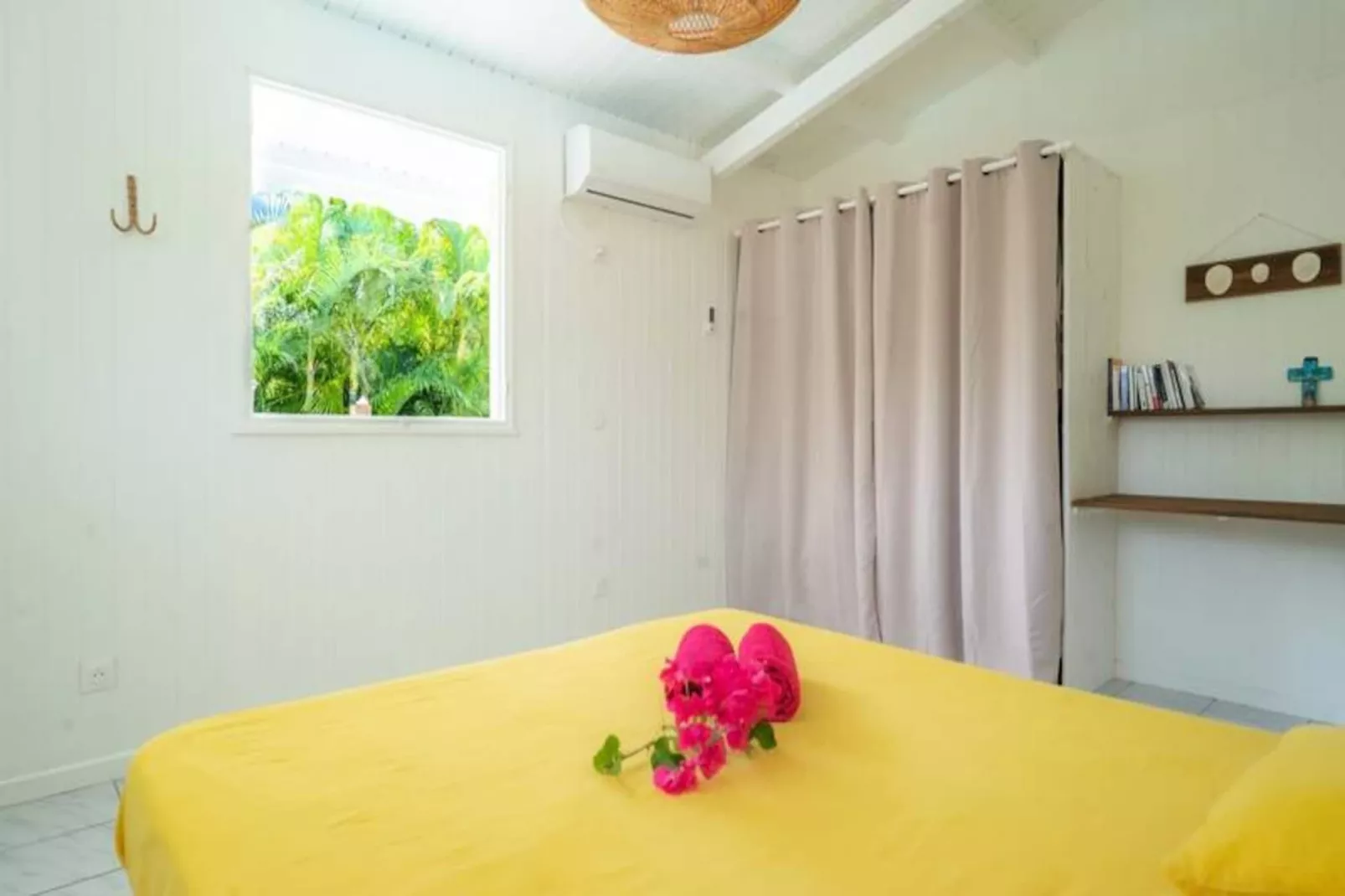 Villa Douce-Image-tags.