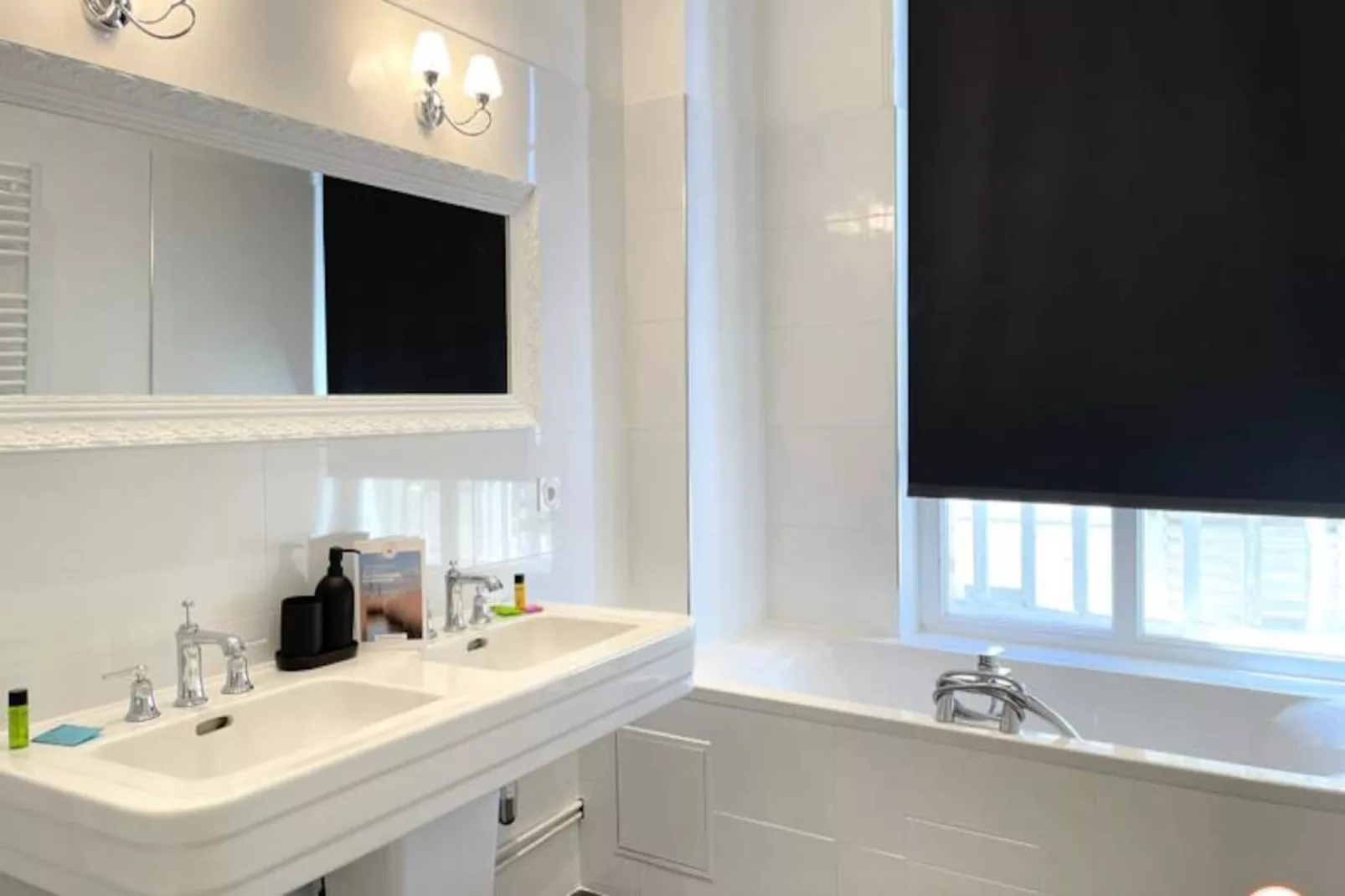 ⚓ Roches Normandes - Terrasse Vue Mer Et Plage-Image-tags.