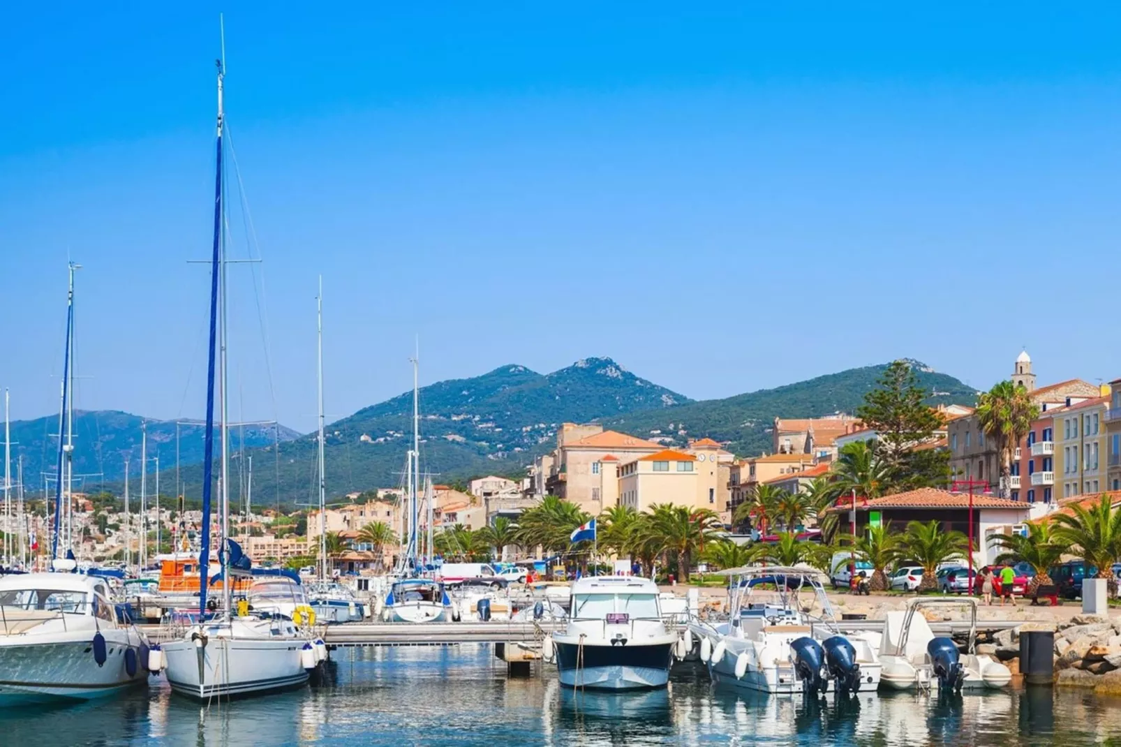 Résidence Jardins De Quatrina-Areas within 5km in summer