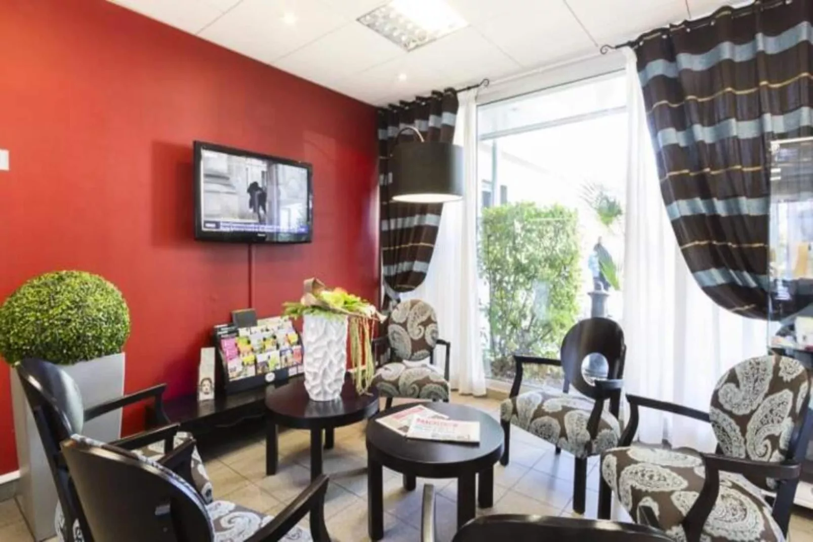 Néméa Appart'Hôtel Toulouse Saint Martin***-Außenbereich Sommer