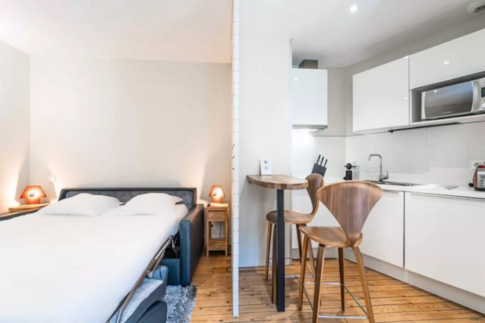 Confortable Studio De Standing Tr&egrave;s Bien Situ&eacute; Aux Portes De Quinconces-Image-tags.