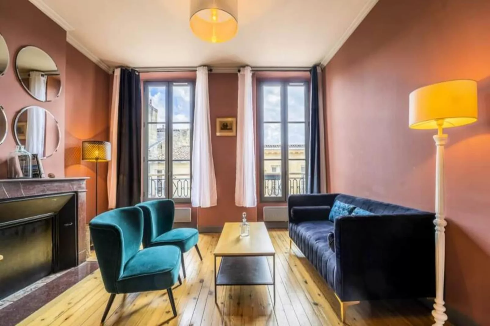 Superbe Appartement Pour 5 Personnes Id&eacute;alement Situ&eacute; Place Gambetta-Living room