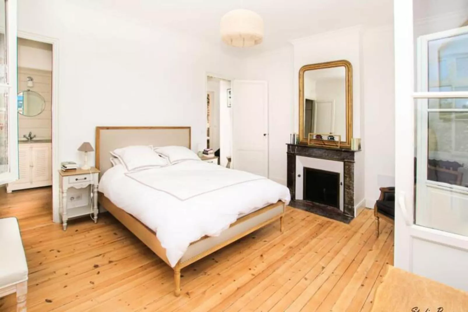 Villa Familiale R&eacute;nov&eacute;e &agrave; Arcachon &ndash; 6 Ch, 4 Sdb, Entre 8 &agrave; 10 Pers-Ambiente