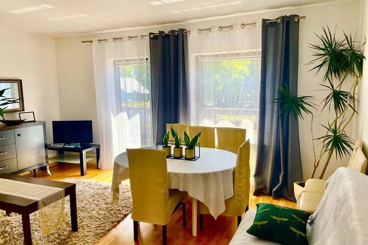 Holiday spacious modern flat in Dabrowa