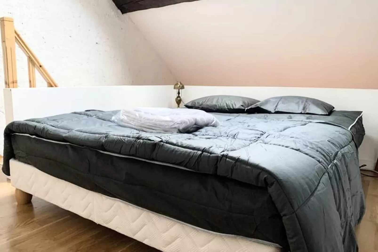 | L'alc&ocirc;ve De Vaucanson 🟡 Centre Historique | Place Vaucanson-Schlafzimmer