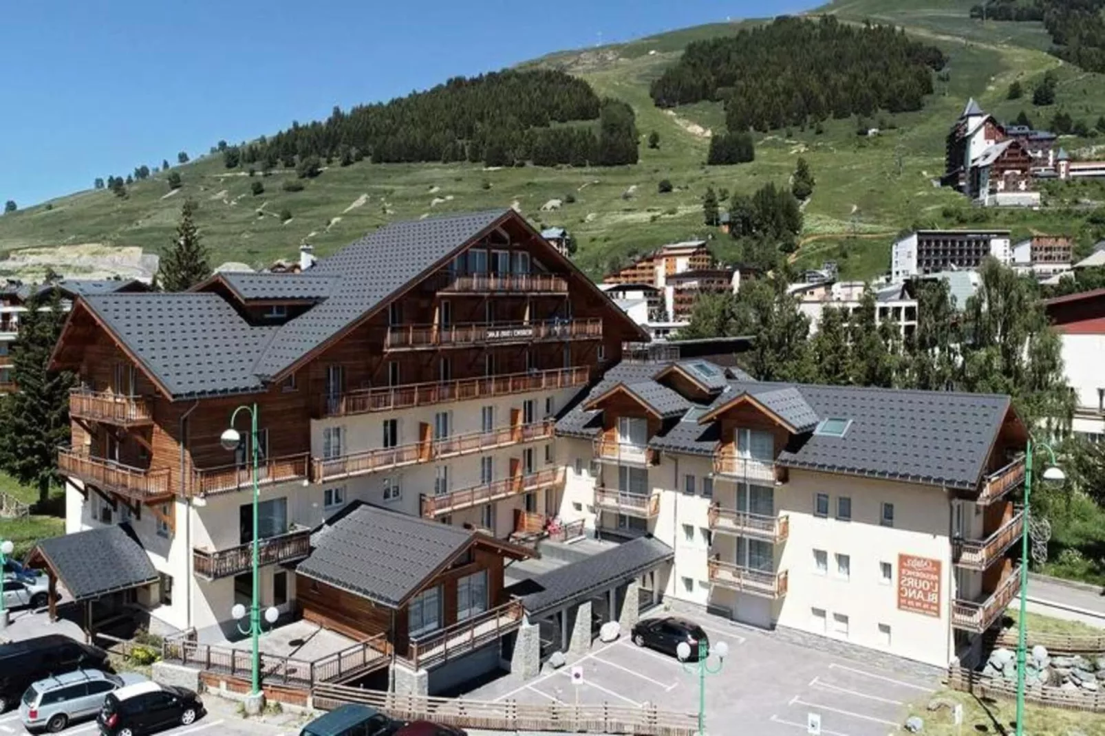 Résidence Odalys L'Ours Blanc-Piscine