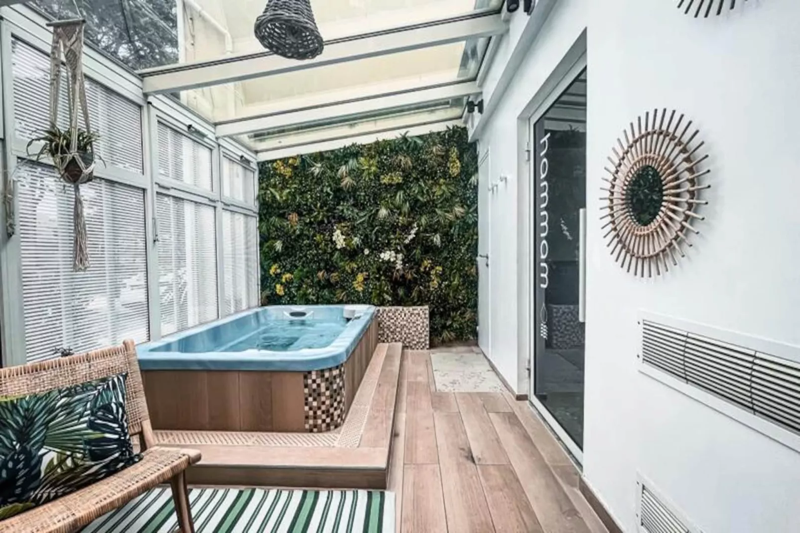 Maison R&eacute;gent & Spa - Apr&egrave;s L'oc&eacute;an-Image-tags.