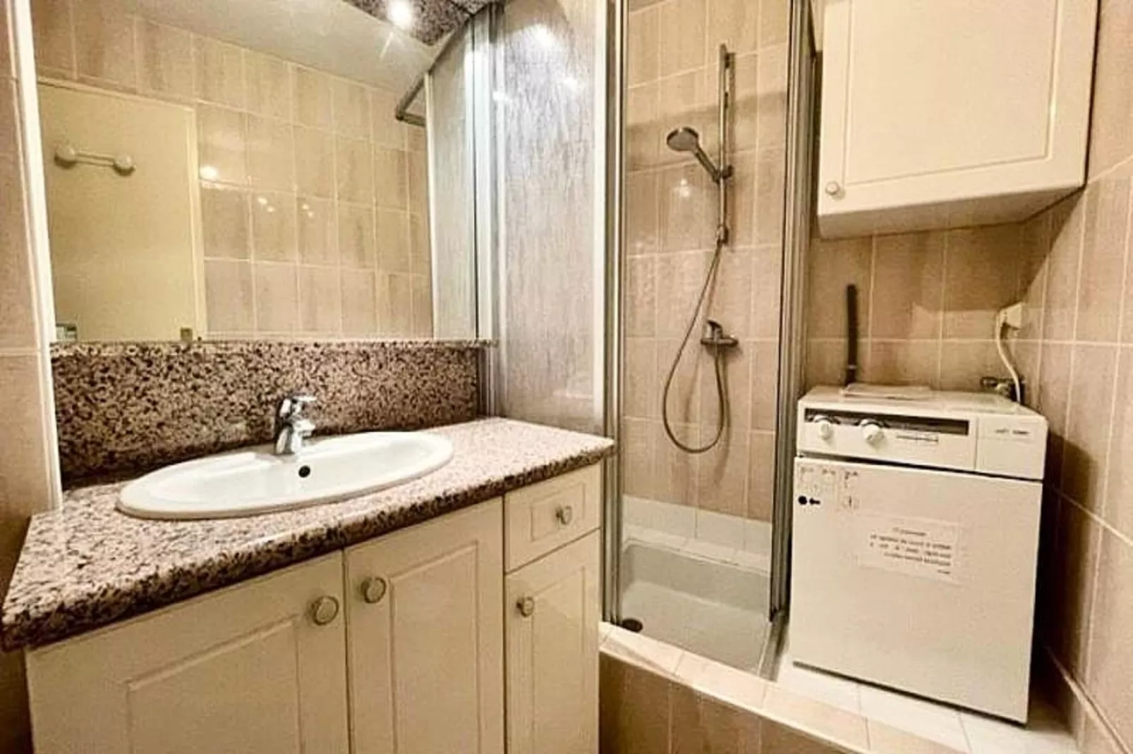 Résidence Bois D'amour-Bathroom