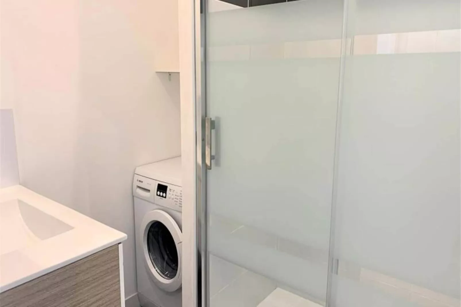 Résidence Goulvars-Bathroom