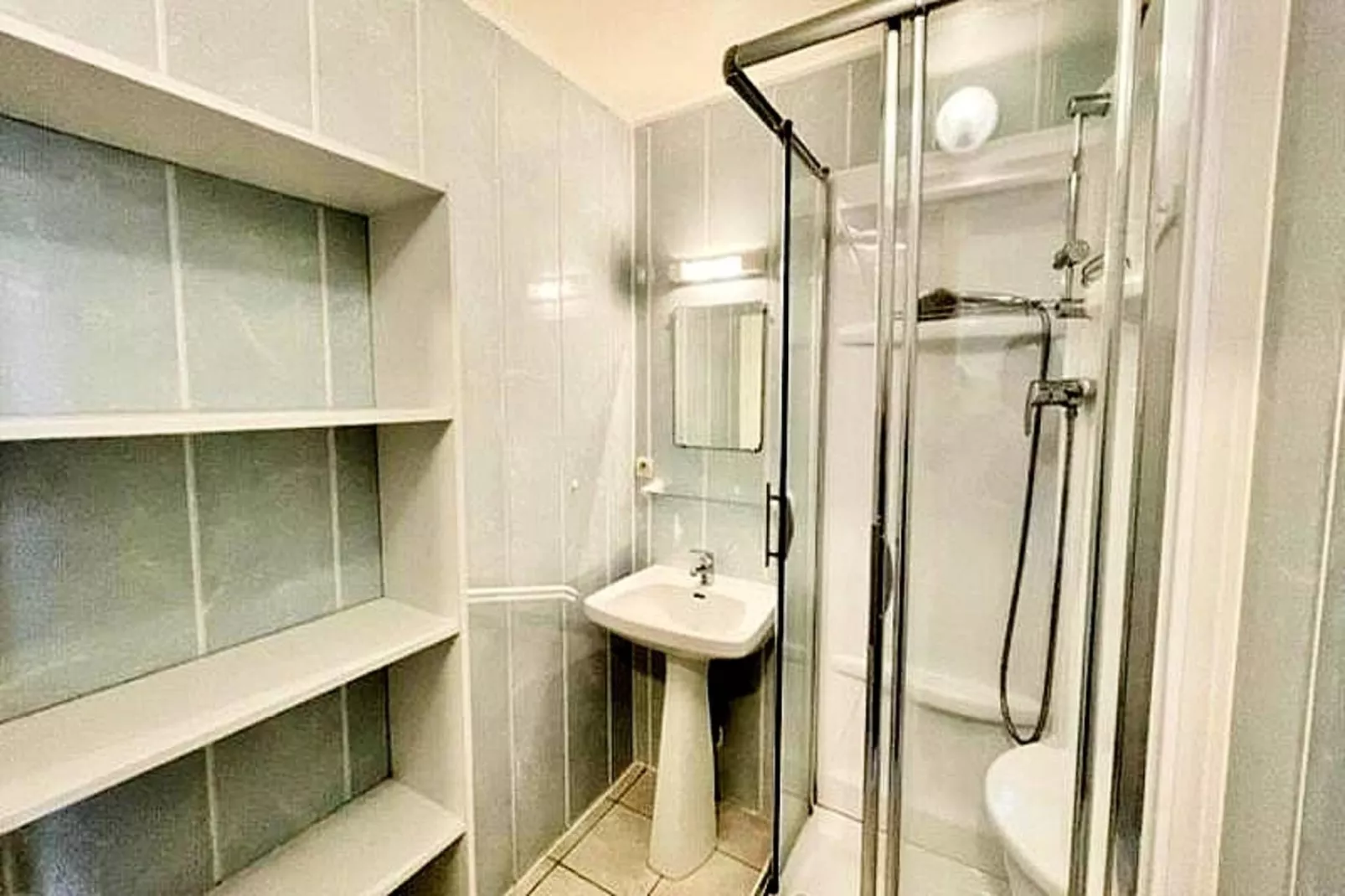 Résidence Les Sternes-Bathroom