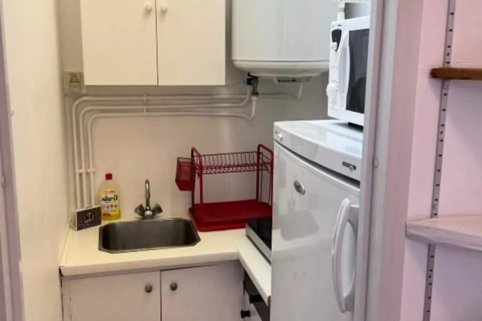 Résidence Studio Avec Parking 100 M D&eacute;parts Pour Les Iles-Living room