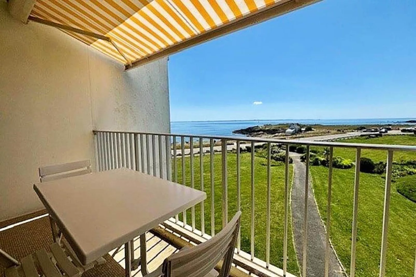 Résidence Les 3 Iles-Terrace balcony