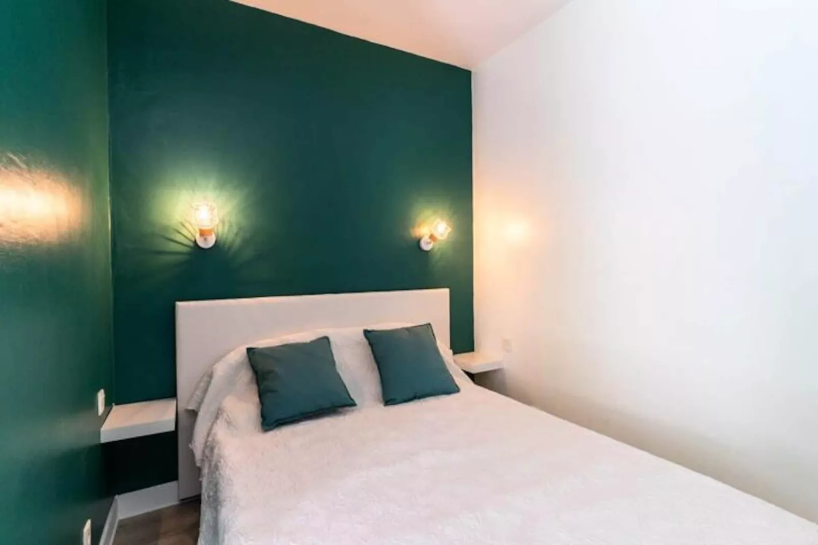 Résidence Tr&egrave;s Bel Appartement R&eacute;nov&eacute; Avec Piscine, Tennis Et Parking Priv&eacute; 09-Image-tags.