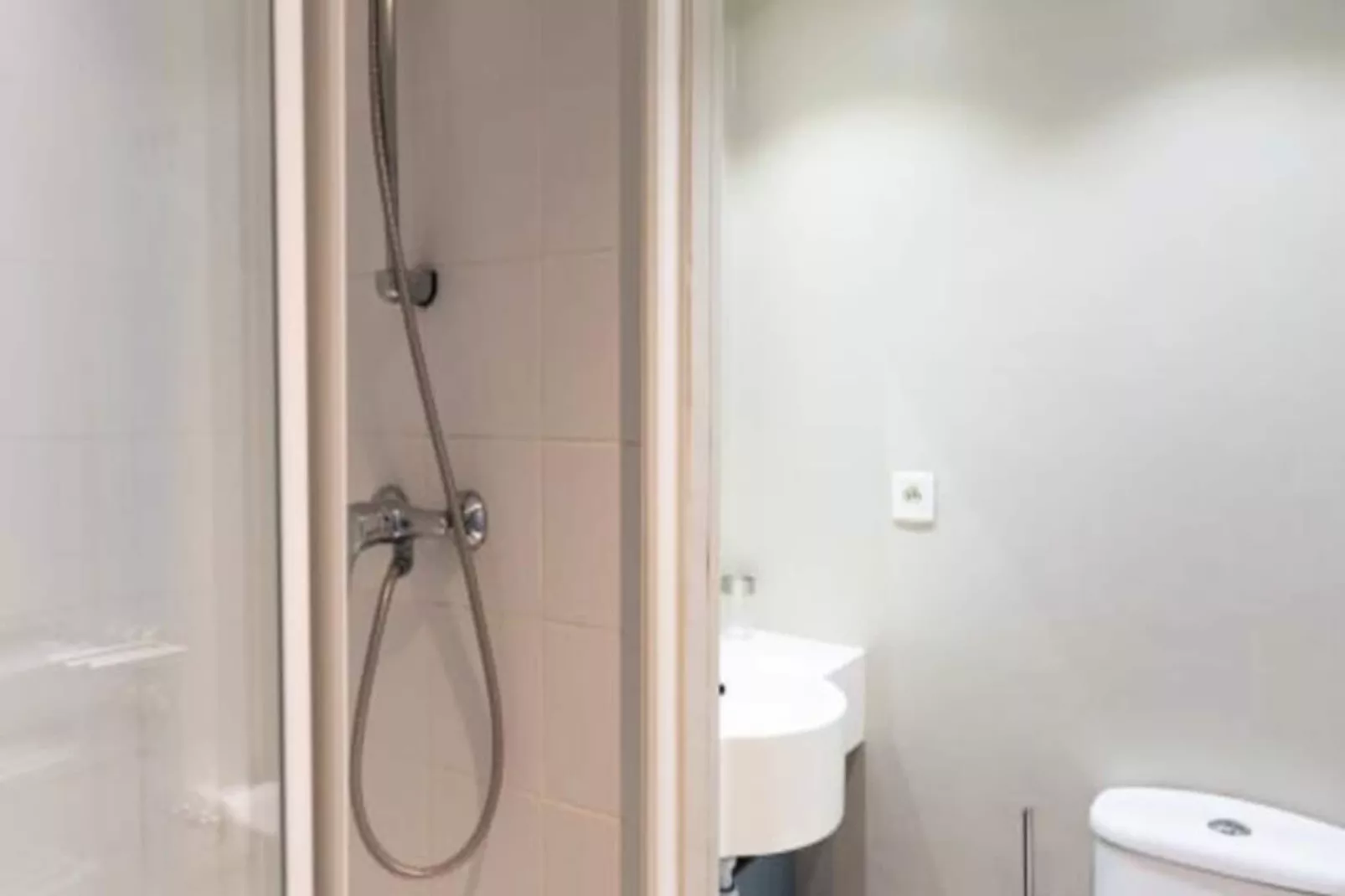 Résidence Appt 6 Pers Avec Piscine Couverte, Tennis Et Parking Priv&eacute; Gratuit 117-Image-tags.