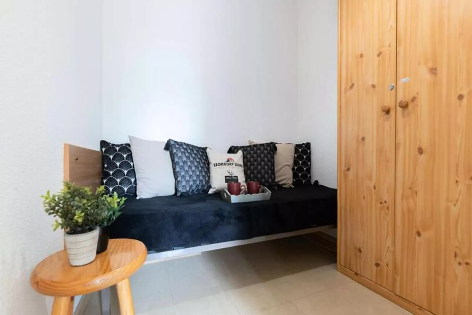 Résidence Montsegu-Bedroom