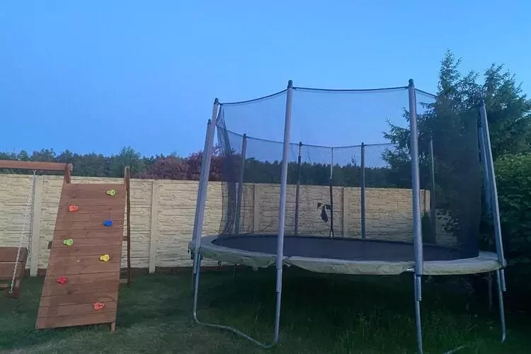 Dom wakacyjny z basenem dla 16 osób Sieciemin-Gärten Sommer