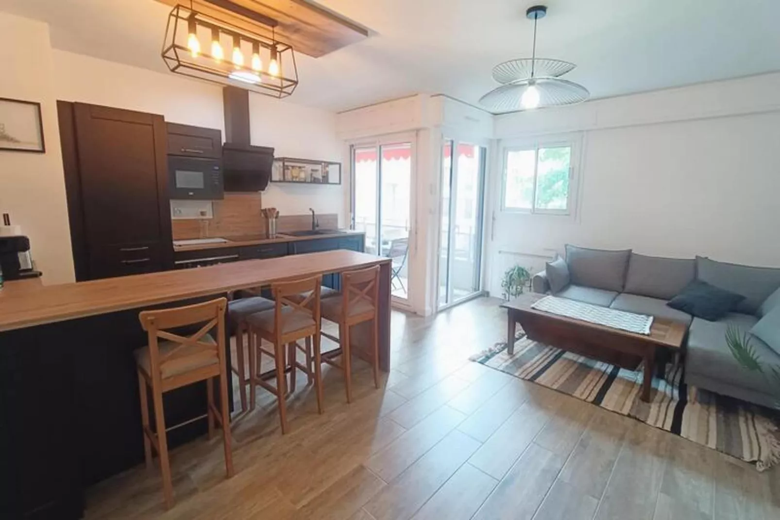 Résidence Le Chateau Durieux 1-Salle à manger