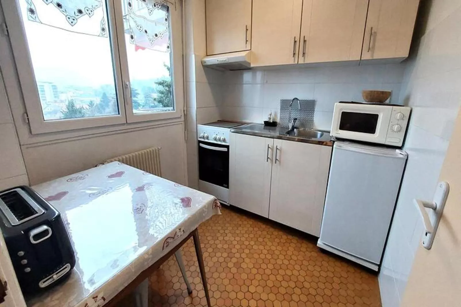 Résidence Montcalm D-Küche