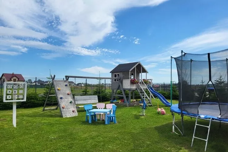 Apartament na parterze 150 m2 Gąski-Gardens summer