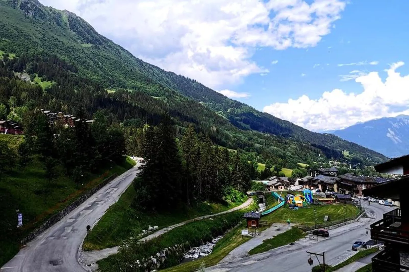Résidence Terrasse-View in summer