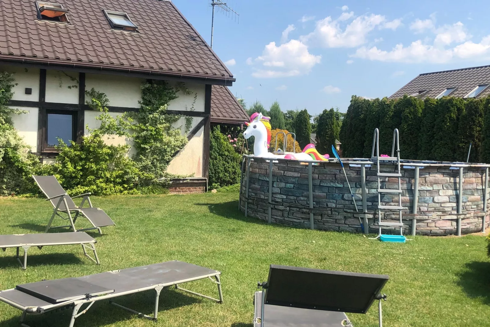 Wakacyjny dom Podamirowo-Gärten Sommer