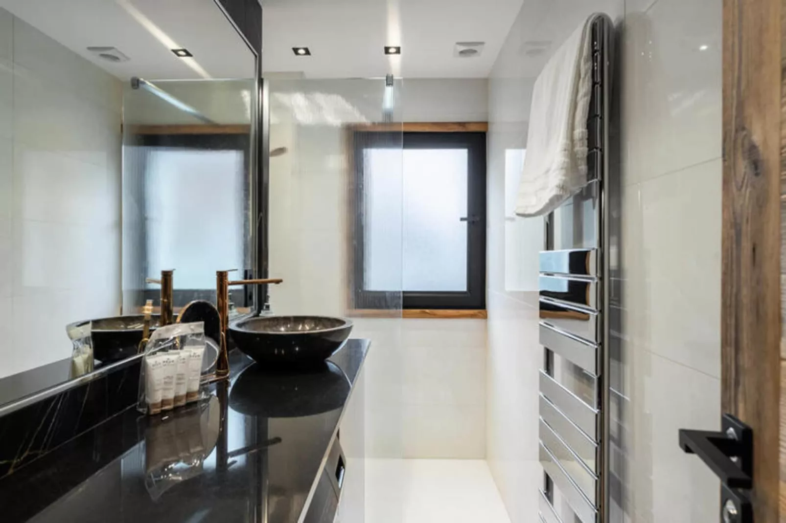 Résidence La Regence-Salle de bain