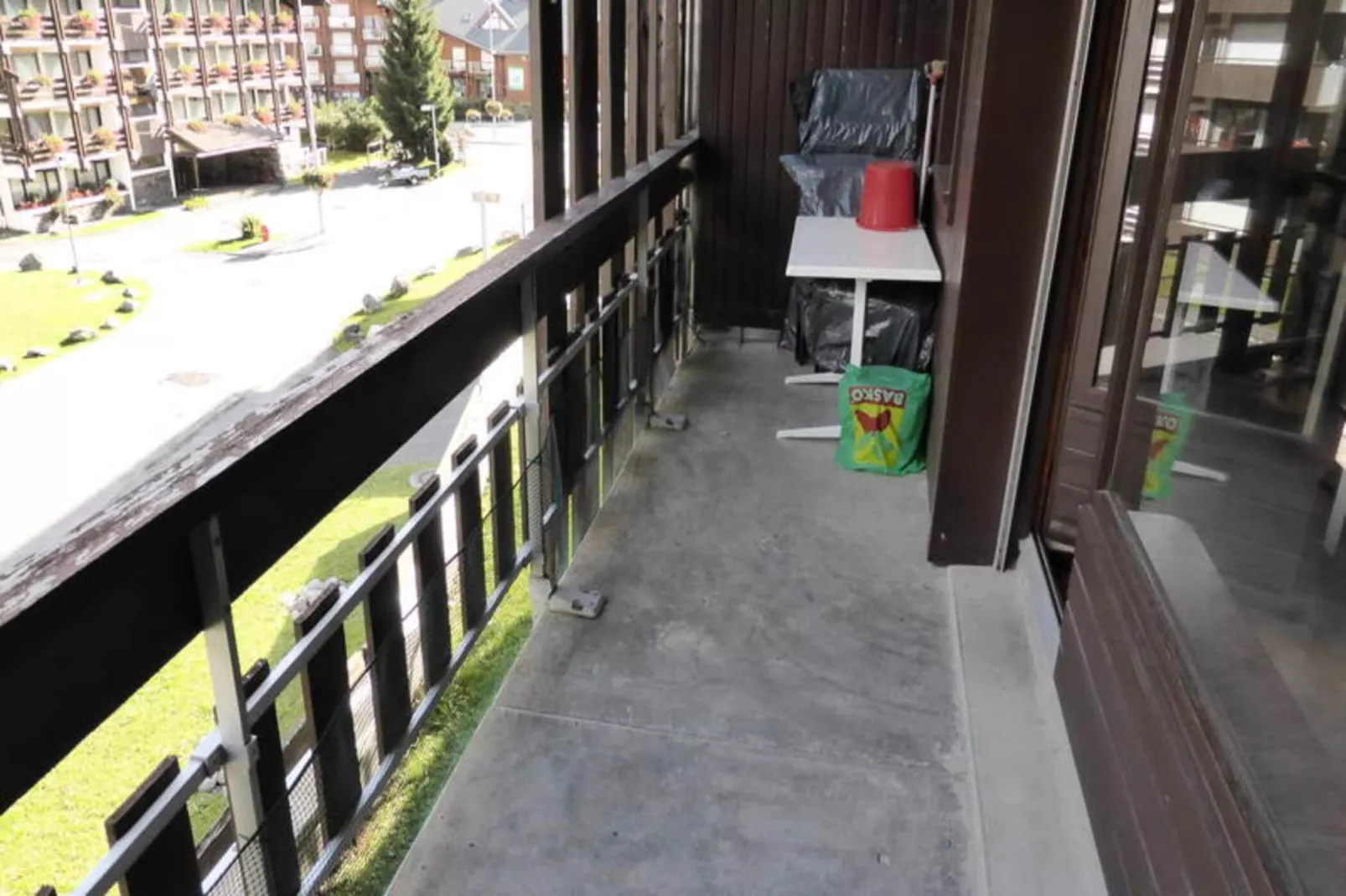 Résidence La Tapia-Exterior in winter