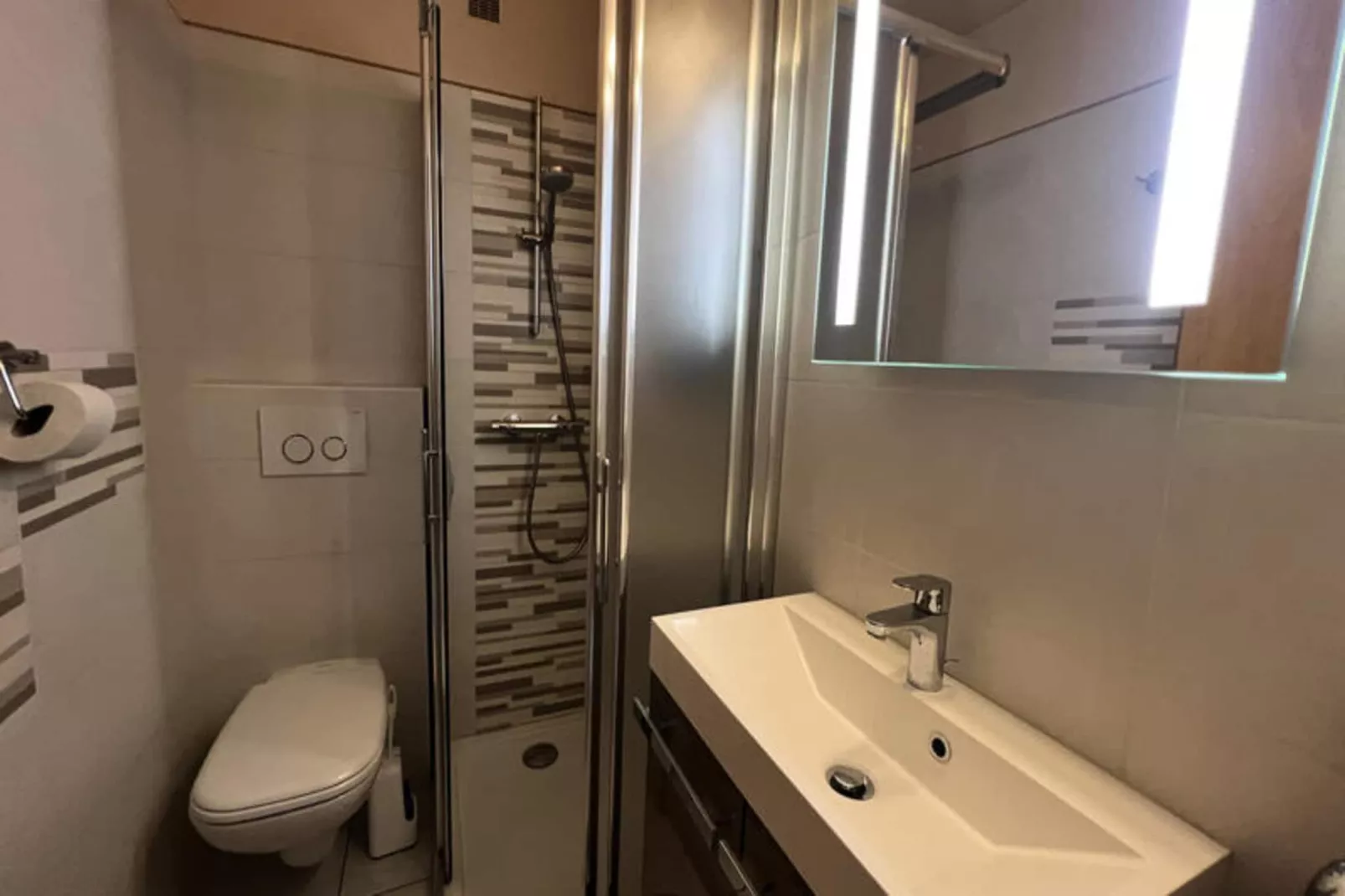 Studio à La Clusaz-Badezimmer