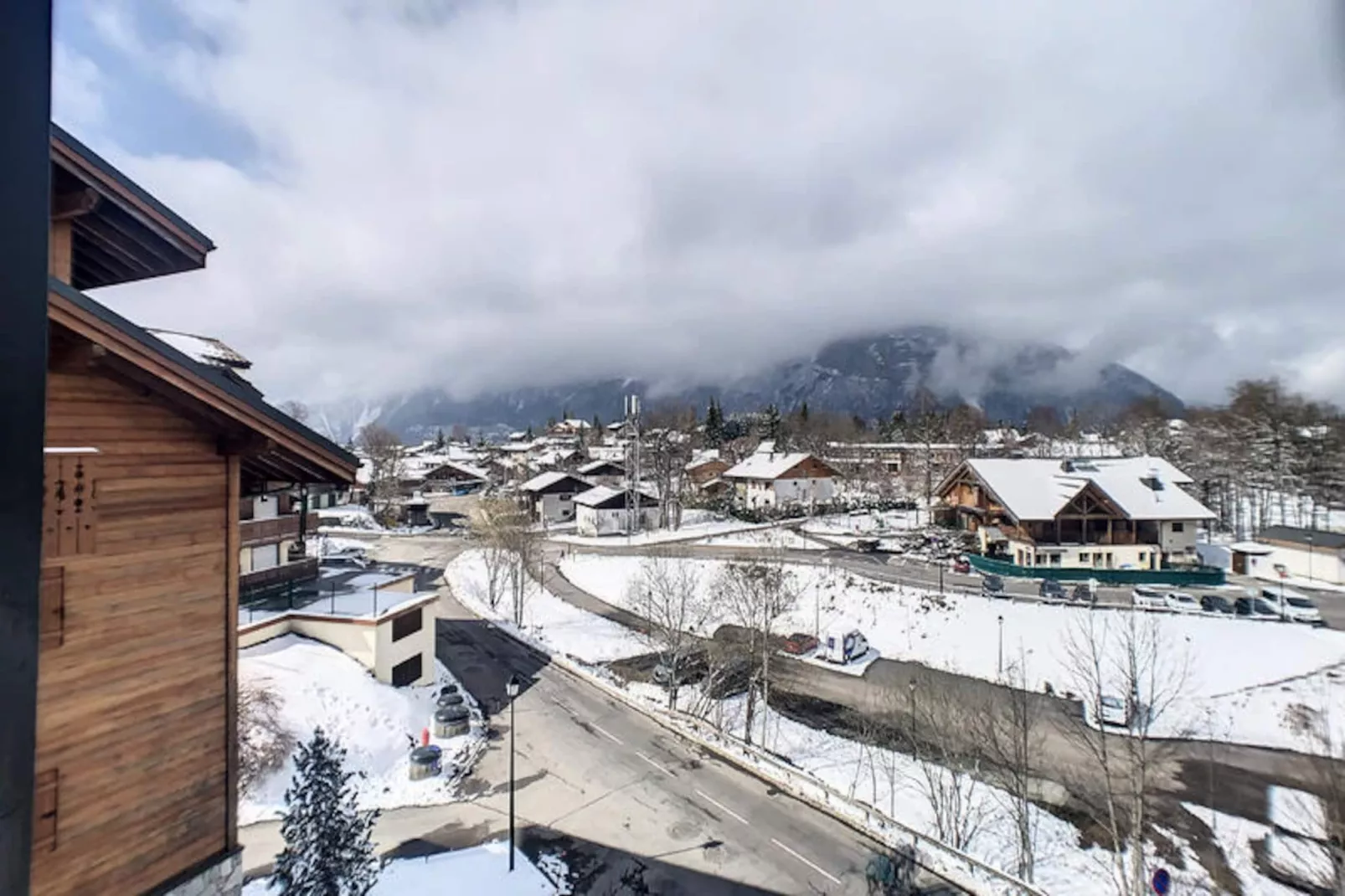 Appartements à Les Carroz-d'Arâches-Image-tags.