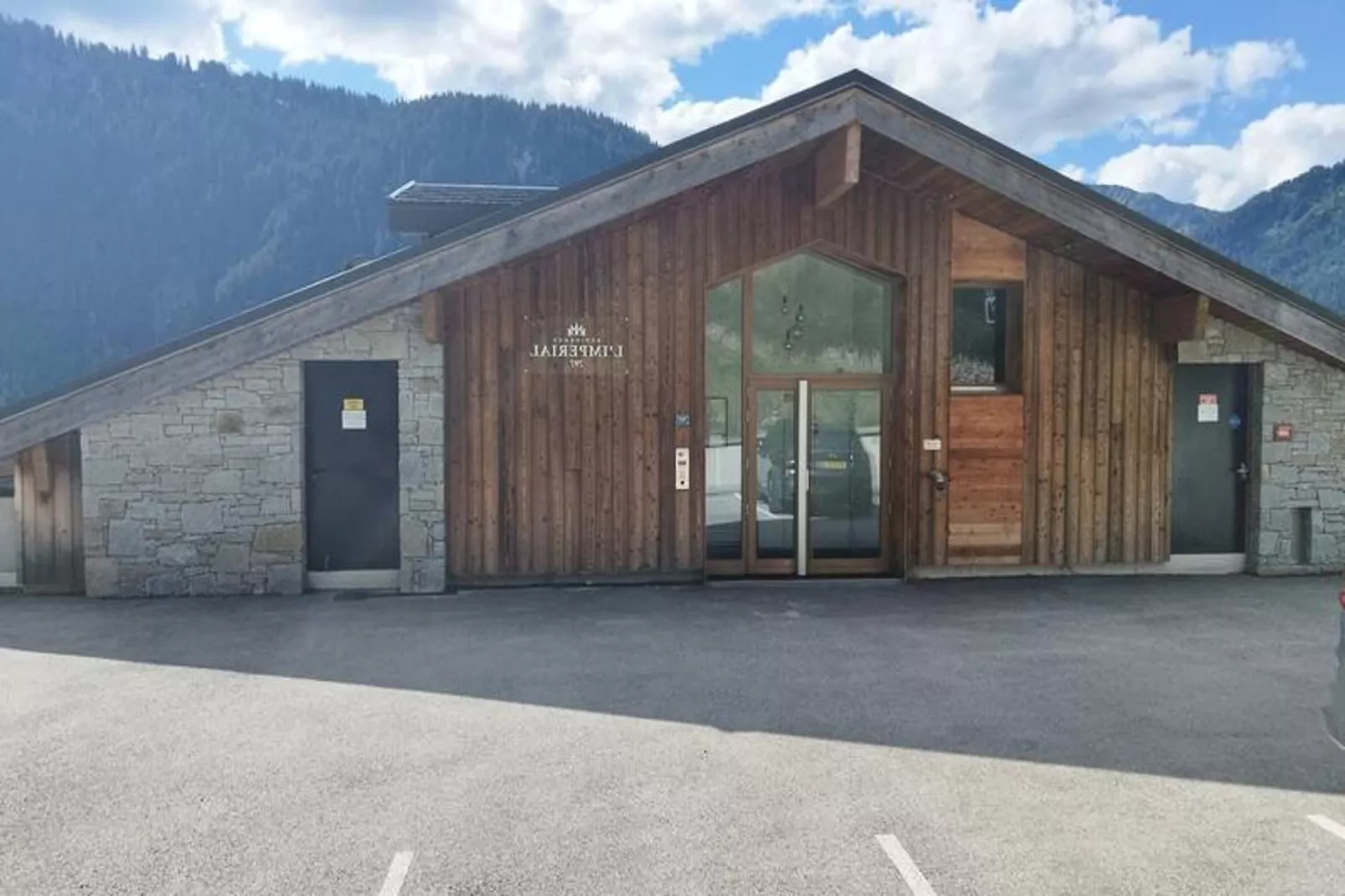 Chalet L 'imperial-Außenbereich Sommer