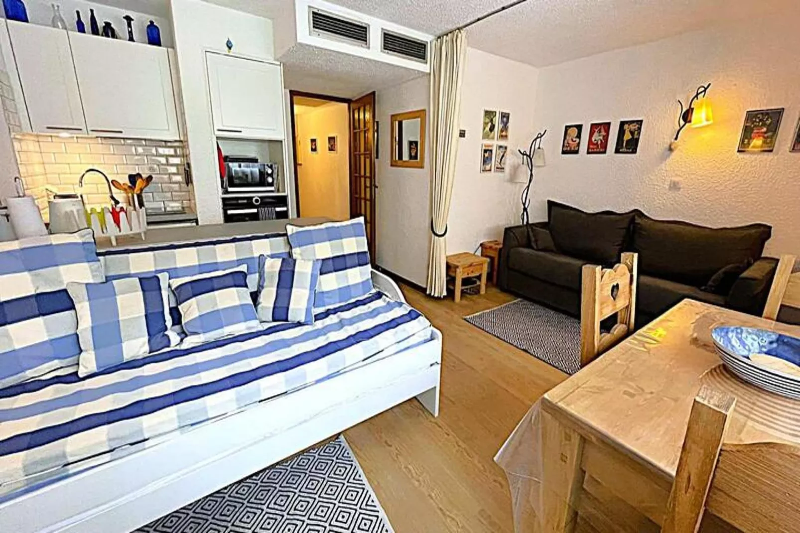 Résidence Clos Du Savoy-Living room