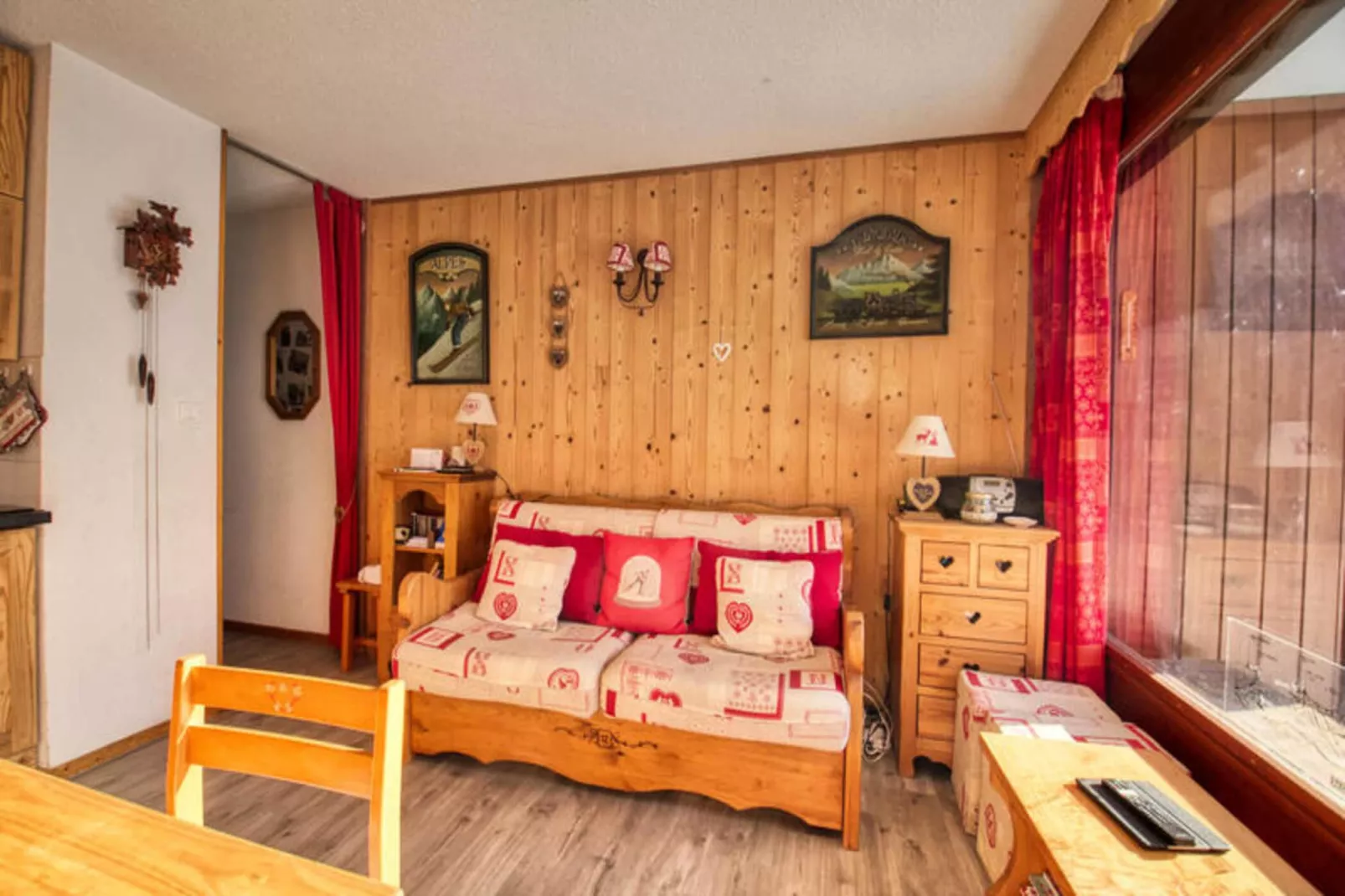 Résidence Eterlous-Salle à manger