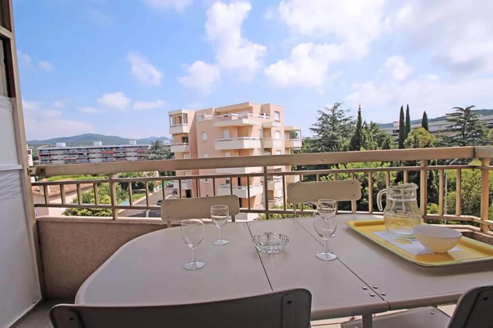 Résidence Santa Cruz-Terrace balcony